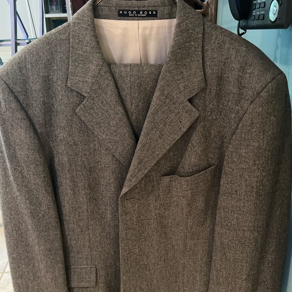 Hugo boss gray wool suit